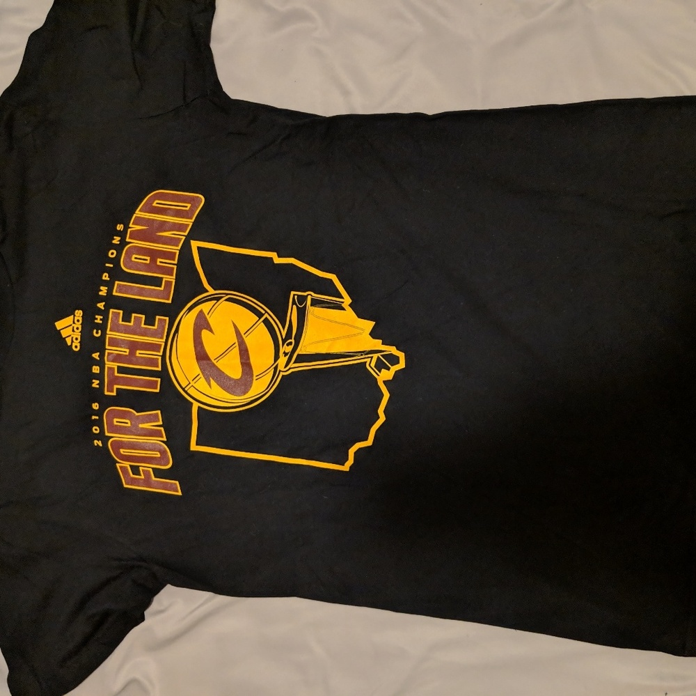 Cleveland Cavaliers 2016 NBA Champs Shirt